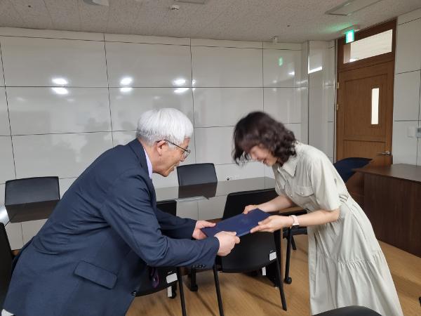 모범 학부모 어비이 감사장 전달식
